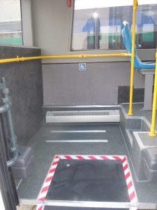 autobus-urbano-mercedes-sprinter-dettaglio