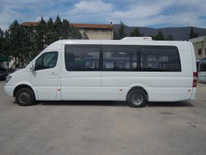 autobus-urbano-mercedes-sprinter-lato-2