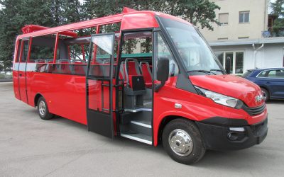 Autobus cabrio Iveco 70 C18